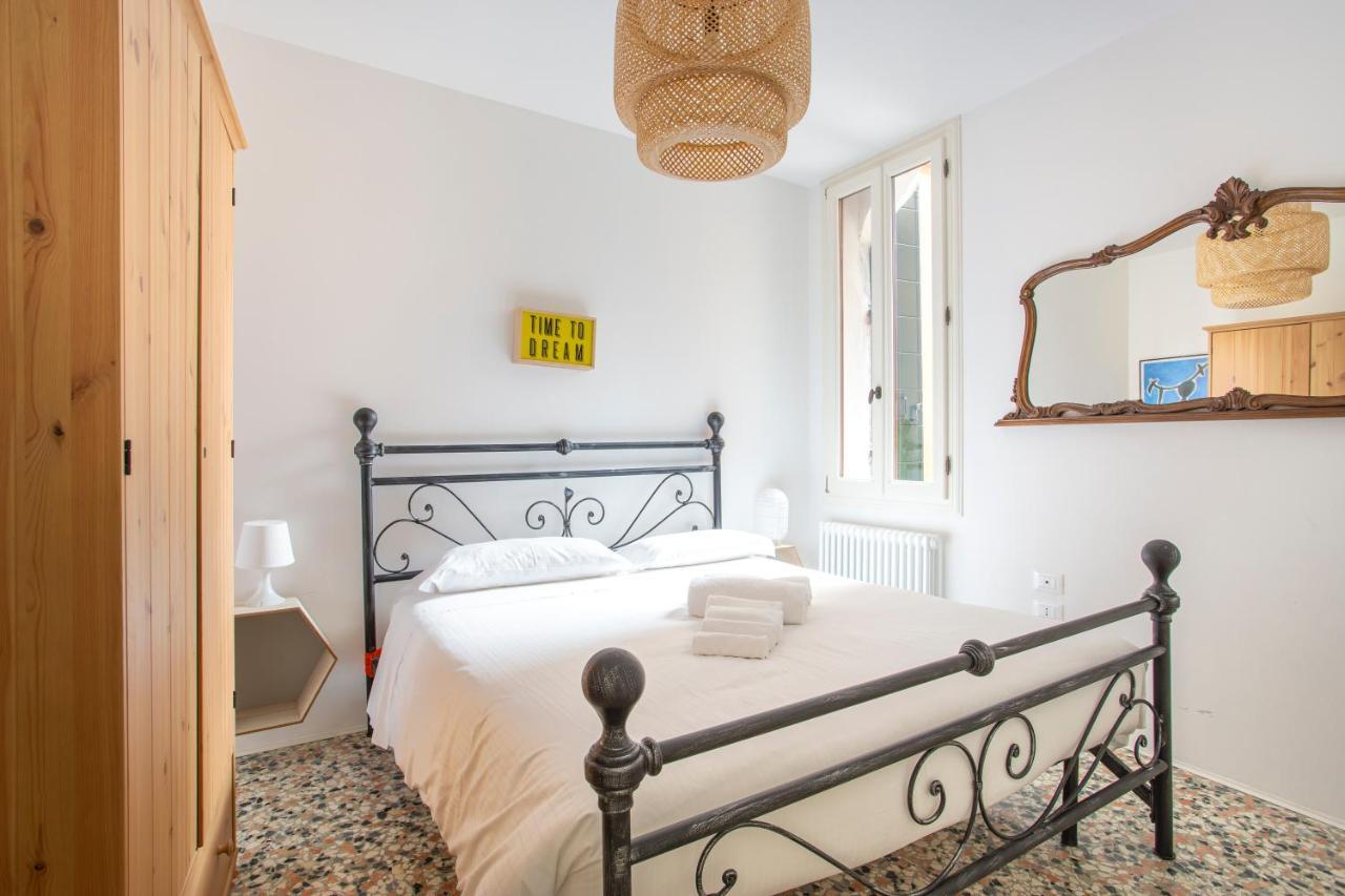 Biennale Giardini Apartment Venice Exterior photo