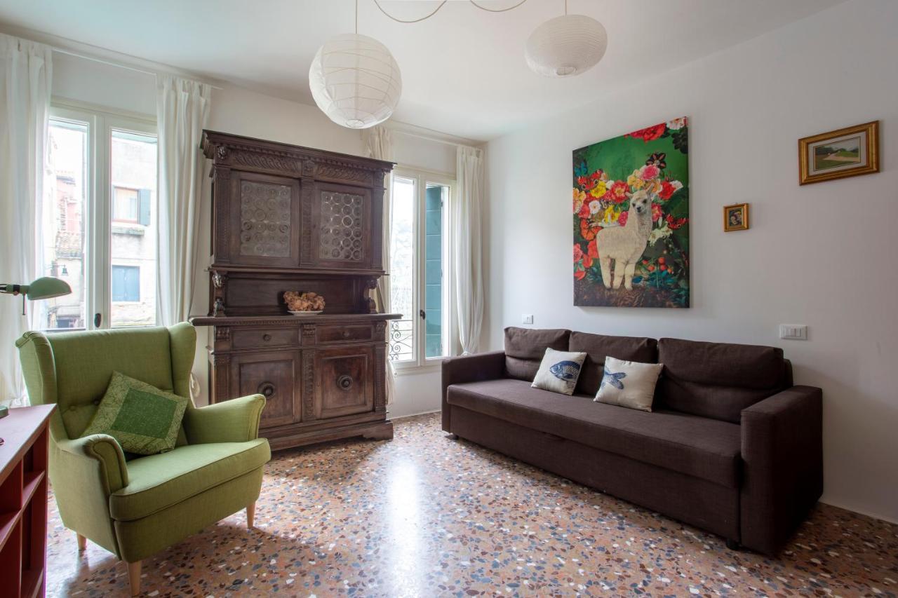 Biennale Giardini Apartment Venice Exterior photo