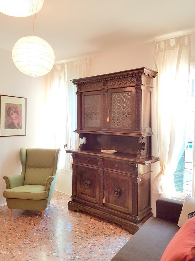 Biennale Giardini Apartment Venice Exterior photo