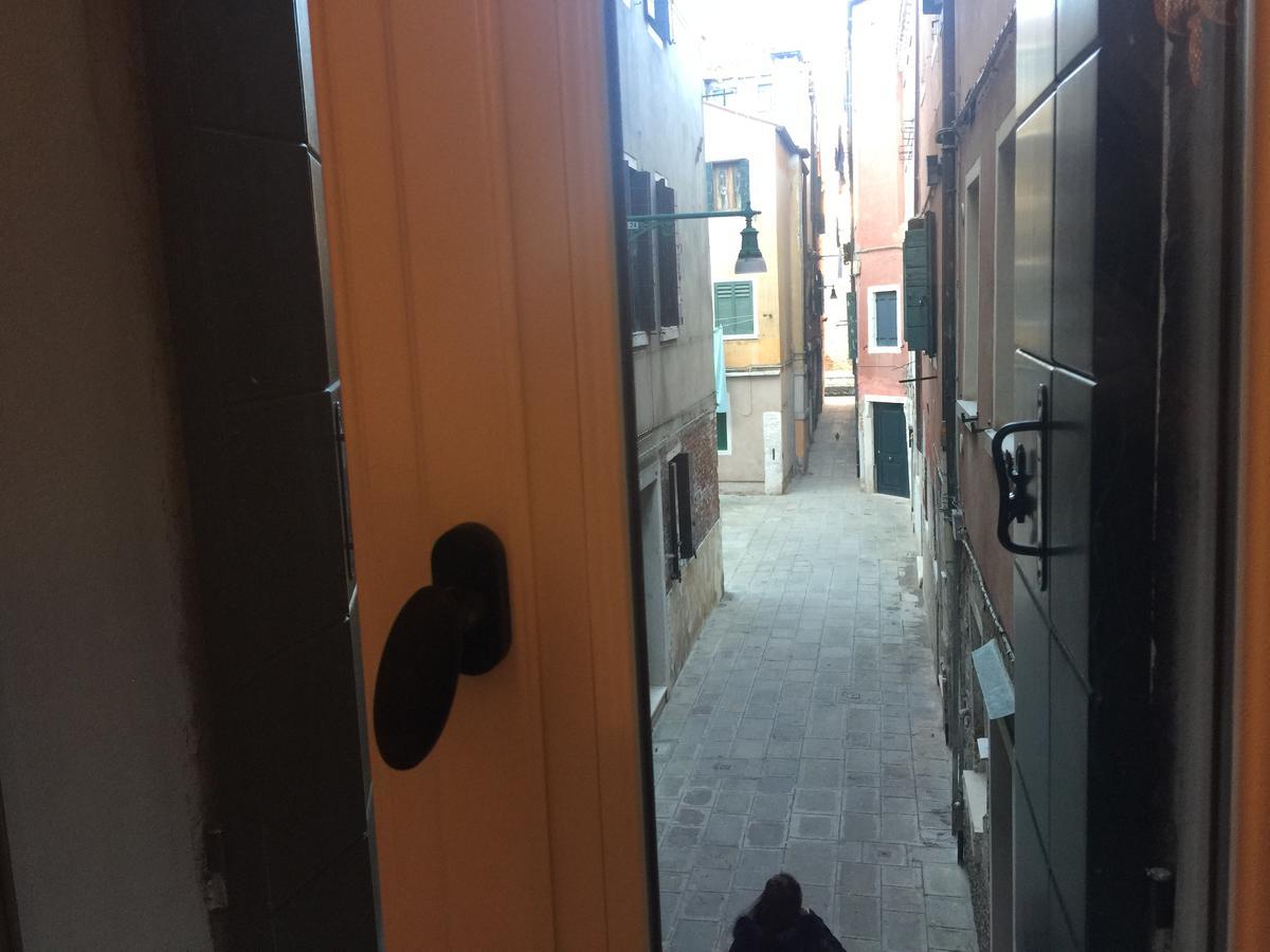 Biennale Giardini Apartment Venice Exterior photo